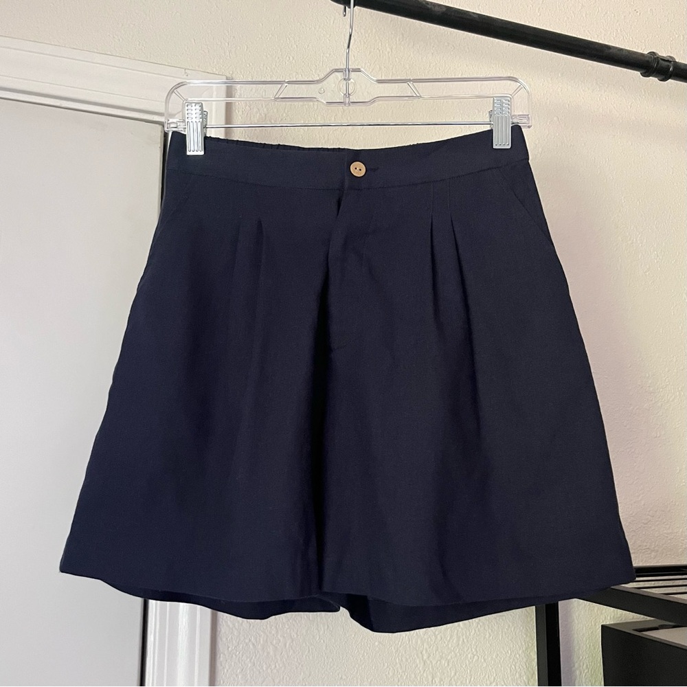 HANNAH CANVAS navy linen high rise pleated front shorts